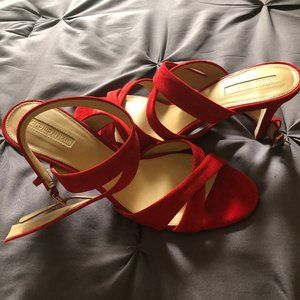 Strappy shoes
